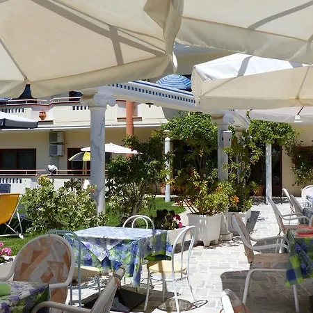 Sun Aparthotel 2*